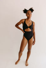 Load image into Gallery viewer, S Lola Full one piece
