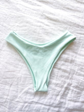 Load image into Gallery viewer, M Walden Cheeky bottom
