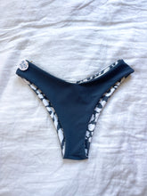 Load image into Gallery viewer, XL Walden Cheeky bottom
