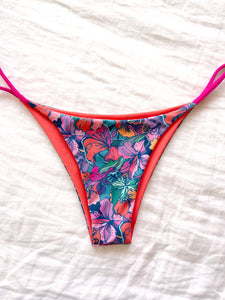 M Roxy bottom