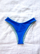 Load image into Gallery viewer, L Walden Cheeky bottom
